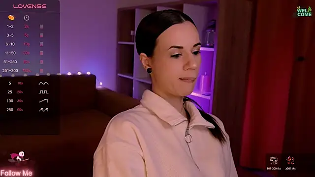 ItsAlisia online show from April 17, 5:42 am