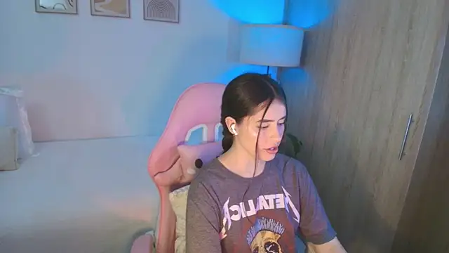 iriswest  online show from September 26, 1:03 am