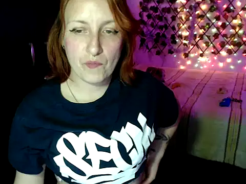 kittykalor09 online show from March 4, 1:34 am