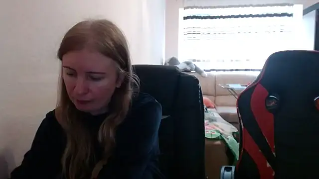 PeterAndJen online show from October 27, 11:39 am