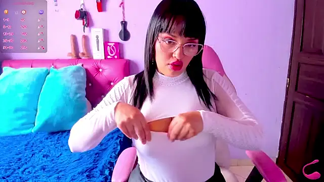 crissn0707 online show from November 25, 1:02 pm