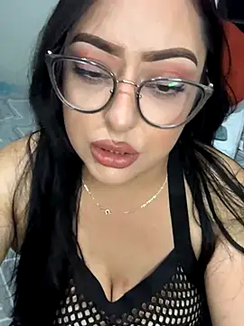 MileyGia online show from October 29, 1:21 am