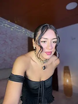 Soy Daniela online show from July 1, 1:38 am