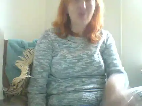 Snapshot of MssAngela chatting on October 2, 12:21 pm MssAngela online show from October 2, 12:21 pm
