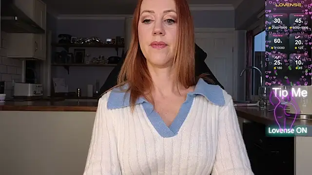 stripmequick online show from December 23, 10:19 am