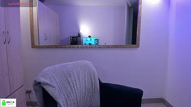 EricaVanderhill online show from February 11, 1:42 am