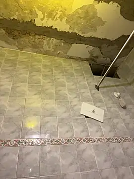 Snapshot of Alicbranca chatting on October 9, 5:22 am Alicbranca online show from October 9, 5:22 am