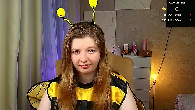 Vivian cutie online show from October 31, 3:38 pm