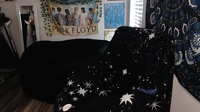 Snapshot of ElektraExotic chatting on September 24, 7:02 pm ElektraExotic online show from September 24, 7:02 pm