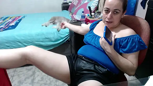 Barbiegomez online show from November 5, 10:04 pm