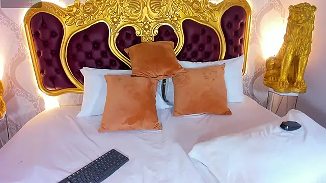 Dulce 26  online show from November 10, 10:49 pm