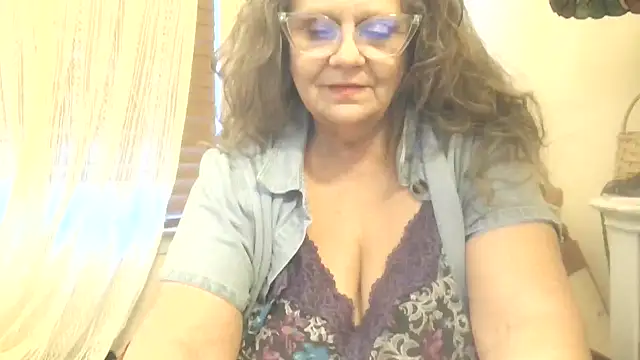 DestineeLoverGirl online show from November 5, 2:44 pm