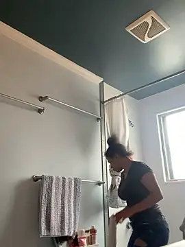 RuggyRackz online show from November 17, 6:19 pm