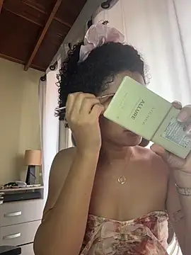 GabriSaenz online show from March 11, 1:25 pm