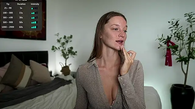 Special    online show from February 17, 2:33 am