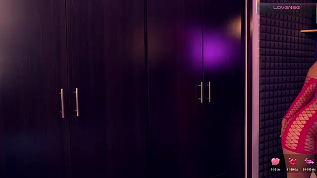 bull vixen2001 online show from November 21, 10:17 am