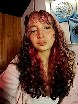  Laary online show from December 22, 9:40 pm