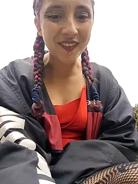  Laary online show from September 24, 8:41 pm