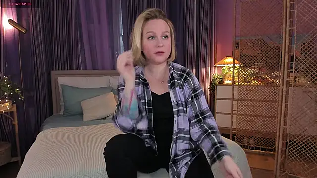 Lazy Lady online show from February 24, 10:25 am