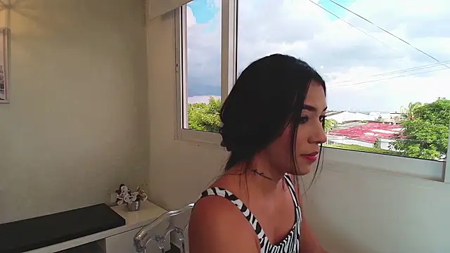 Snapshot of Sassy--Girl chatting on October 6, 9:19 pm Sassy--Girl online show from October 6, 9:19 pm