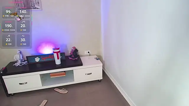 Sassy--Girl online show from October 31, 6:23 pm