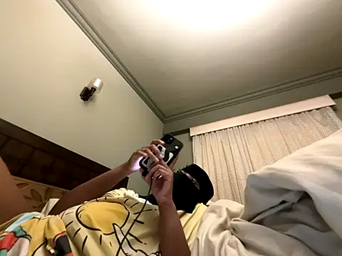 Snapshot of Submissive_Arab chatting on September 13, 8:17 pm Submissive Arab online show from September 13, 8:17 pm