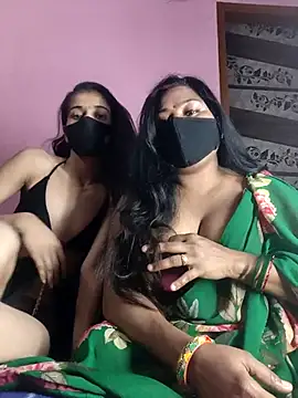 cutee  crazy online show from December 2, 1:24 pm