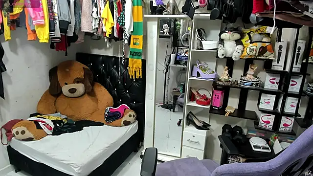 allsson queen online show from September 10, 1:38 am