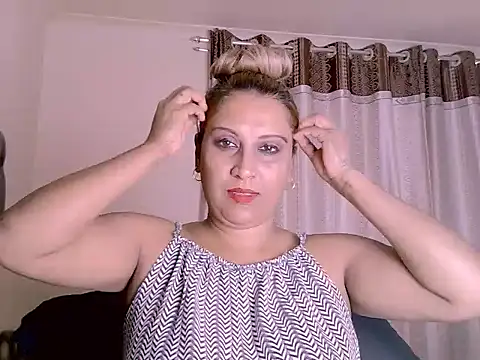 eroticbeauty37 online show from February 10, 4:54 pm