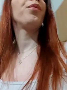 clara-francaise online show from March 22, 4:02 pm