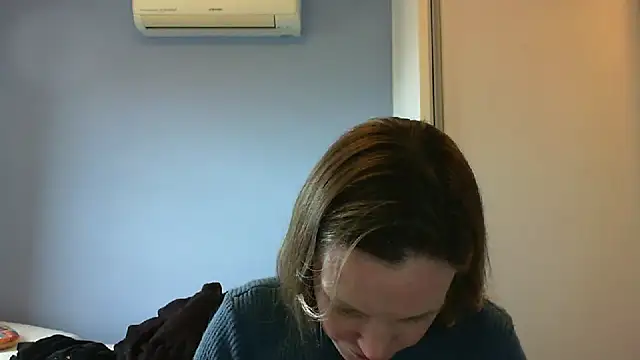 Snapshot of Annylove1 chatting on September 24, 3:44 pm Annylove1 online show from September 24, 3:44 pm