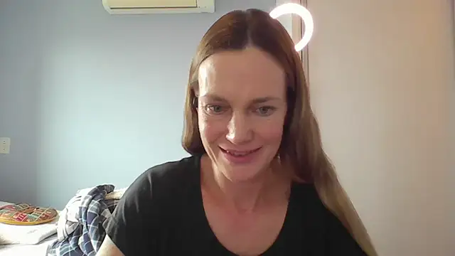 Annylove1 online show from December 18, 3:50 pm