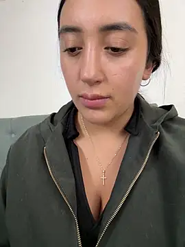 Hannahoff online show from March 16, 3:09 am