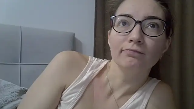 Ashleyspice online show from December 17, 6:17 am