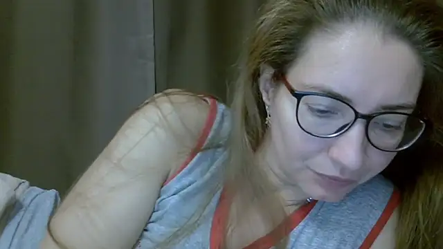 Snapshot of Ashleyspice chatting on October 14, 7:55 am Ashleyspice online show from October 14, 7:55 am