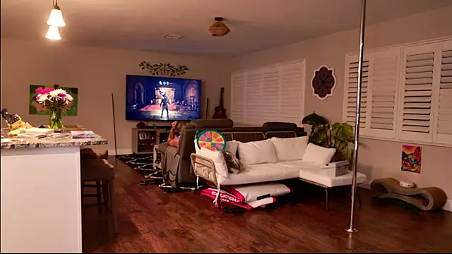 CharletteWebb online show from September 18, 12:31 am