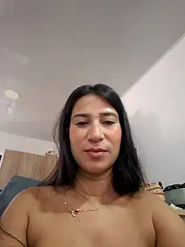Snapshot of lady-rosse chatting on September 14, 2:59 pm lady-rosse online show from September 14, 2:59 pm