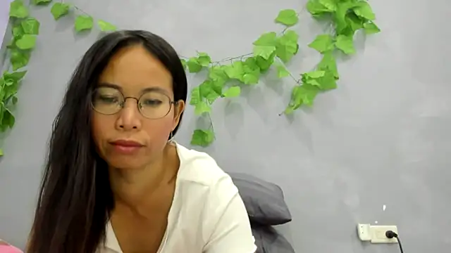 loveley jenny online show from April 7, 6:48 am