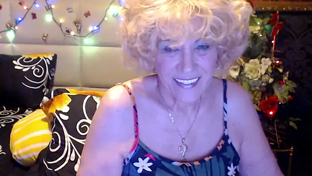 HappyWomanOn online show from April 13, 9:43 am