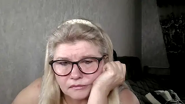 Diana 49 online show from February 13, 9:00 am