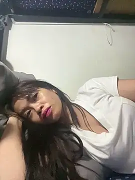 pinay4uwithagoodheart online show from March 12, 4:15 am