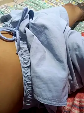 annie-19 online show from November 5, 4:50 am