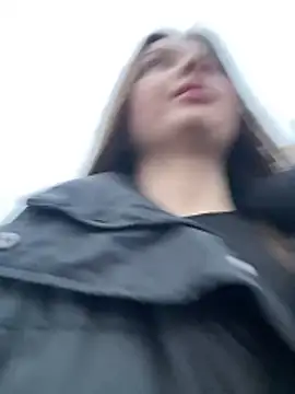 KrisMagnoly online show from March 19, 3:49 pm