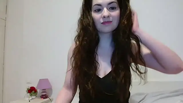 desirmiss1 online show from April 6, 7:20 am