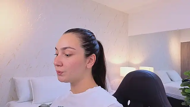 ava blue online show from March 30, 7:35 pm