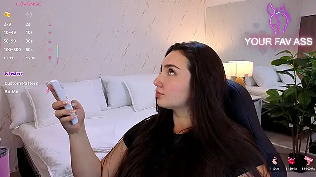 Snapshot of ava_blue chatting on September 17, 7:45 pm ava blue online show from September 17, 7:45 pm