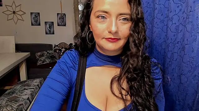 emma luxy online show from September 10, 10:32 pm