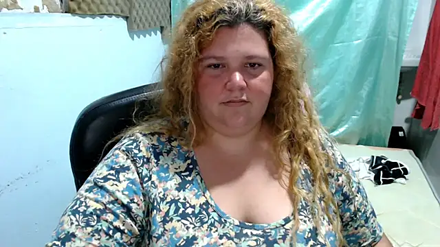 squirt322bbw online show from April 16, 9:39 pm