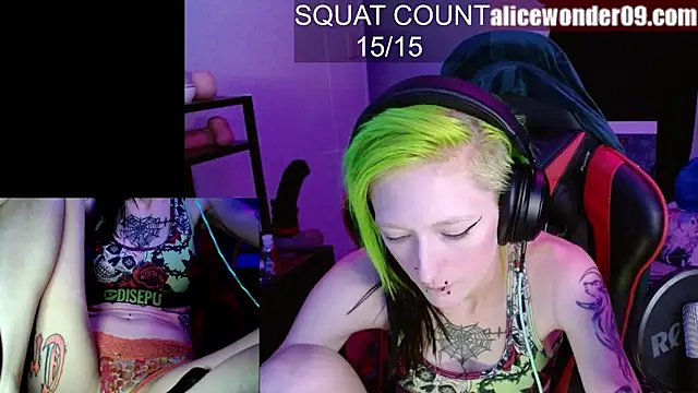 alicewonder09 online show from November 2, 4:16 am