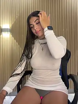 Sarasanders 4 online show from February 19, 4:45 am